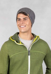 Шапка Шапка