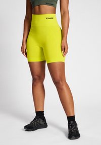 Шорты Шорты