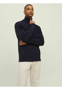 Пуловер Пуловер