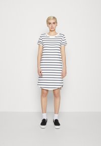 Летнее платье Летнее платье