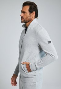 Толстовка Толстовка