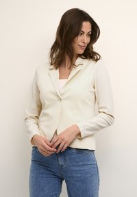 Костюм Костюм