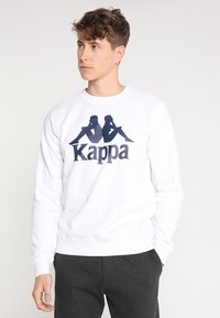 Спортивная кофта