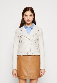 Байкерская куртка Байкерская куртка