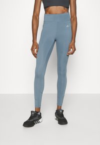 Спортивные штаны Спортивные штаны