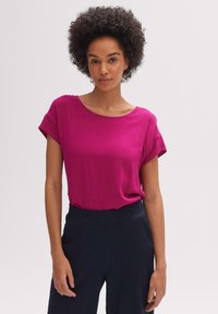 Футболка Футболка