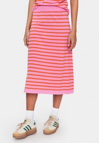 Вязаная юбка Вязаная юбка