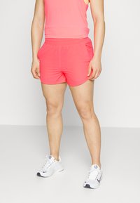 Шорты Шорты