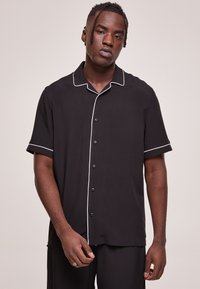 Рубашка с коротким рукавом Рубашка с коротким рукавом