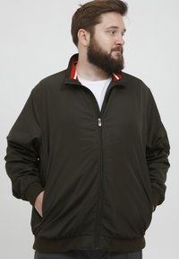 Зимняя куртка Зимняя куртка