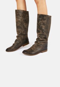 Сапоги Сапоги