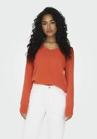 Пуловер с вырезом V Пуловер с вырезом V