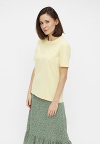 Футболка Футболка