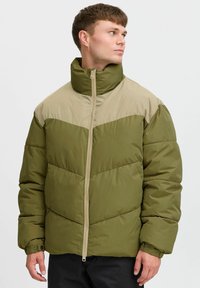 Зимняя куртка Зимняя куртка