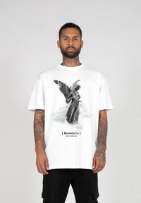 Футболка Футболка