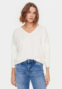 Пуловер с рукавом три четверти Пуловер с рукавом три четверти