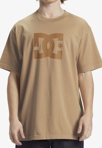 Футболка Футболка