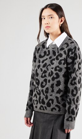 Пуловер с высоким воротником "Bybxmina Leopard Jumper -"