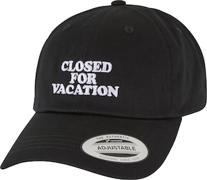 Кепка "Closed For Vacation"