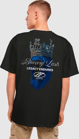 Футболка "Legacy Endures"