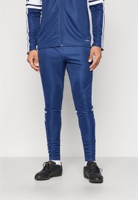 Спортивные штаны Спортивные штаны