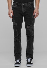 Узкие джинсы Узкие джинсы