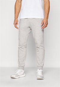 Спортивные штаны Спортивные штаны