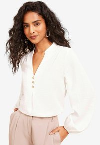 Блузка Блузка