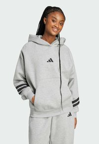 Спортивная толстовка Спортивная толстовка