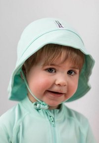 Шапка Шапка