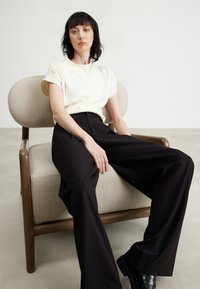 Майка Майка