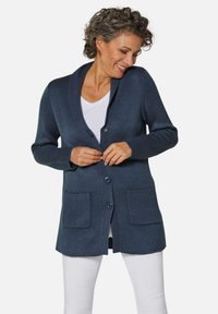 Длинный жилет Длинный жилет