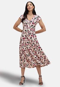 Летнее платье Летнее платье