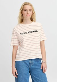 Футболка Футболка