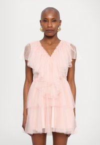 Летнее платье Летнее платье