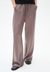 Брюки Брюки