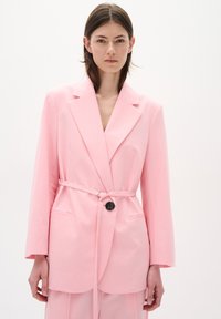 Блейзер Блейзер