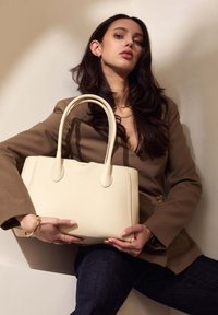 Кожаная сумка Кожаная сумка