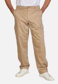 Брюки с накладными карманами Брюки с накладными карманами