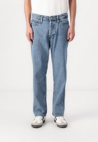 Прямые джинсы Прямые джинсы