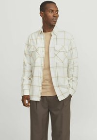 Рубашка Рубашка