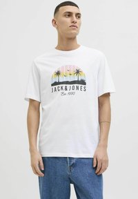 Футболка Футболка