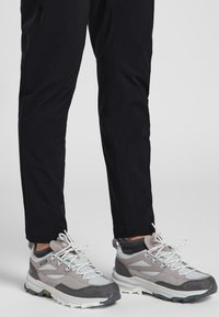 Походная обувь Походная обувь