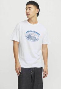 Футболка Футболка