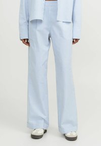 Широкие брюки Широкие брюки