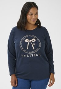 Толстовка Толстовка