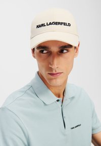 Кепка Кепка