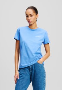 Футболка Футболка