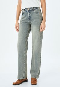 Брюки Брюки