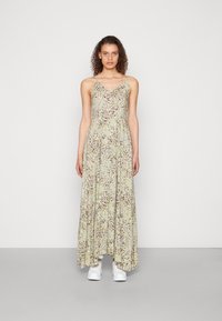 Длинное платье Длинное платье